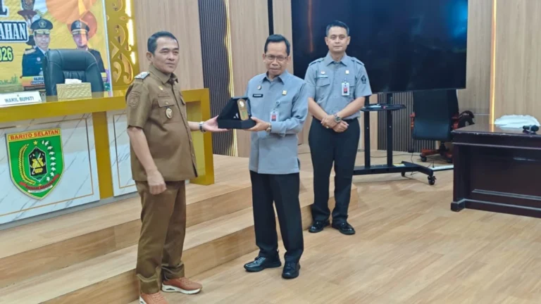 whatsapp-image-2026-03-02-at-11-43-04-1068x601